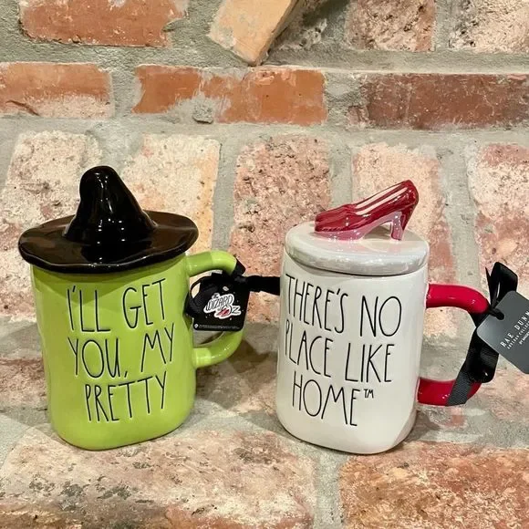 Rae Dunn Disney Wizard of Oz Mug Set Dorthy Mug Has Red Iridescent Heels Topper - Picture 6 of 8